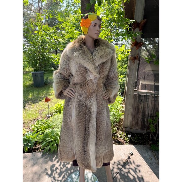 Vintage Coyote Full Length Fur Coat HURTIG Furs - Picture 2 of 16